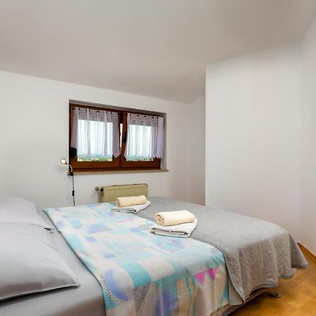 Apartments Kristina Ровінь Екстер'єр фото